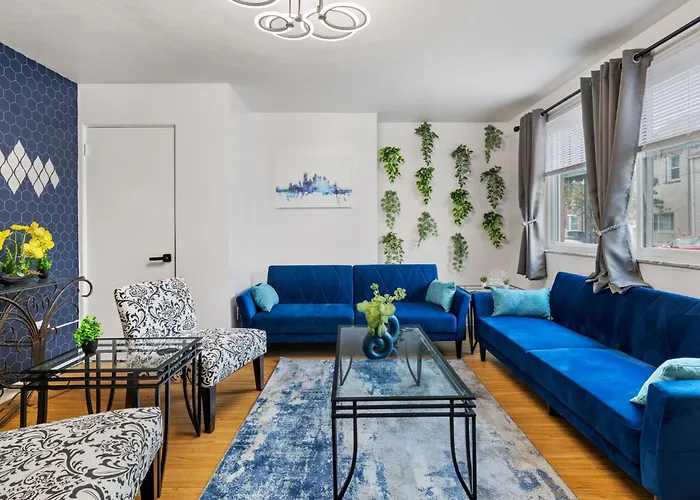 5bdrm 10bd With King Bbq Patio 1 Min Walk Carson St Holiday home