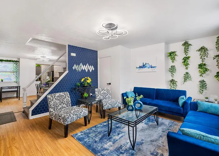 5bdrm 10bd With King Bbq Patio 1 Min Walk Carson St *